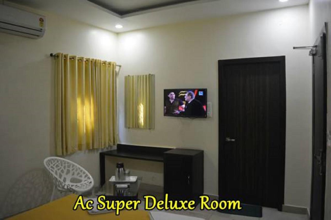 Hotel Green Tree Rāipur 외부 사진